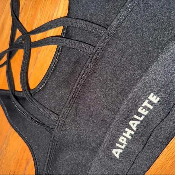 Alphalete Revival Bra - Picture 5 of 5